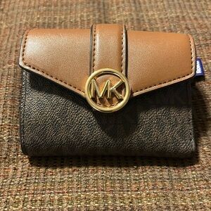 Michael Kors Logo Wallet